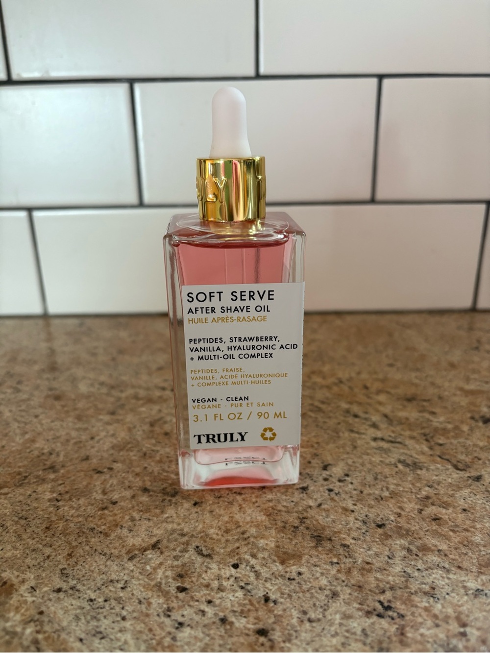 TRULY Soft Serve After Shave Oil - Pink with Gold Dropper
